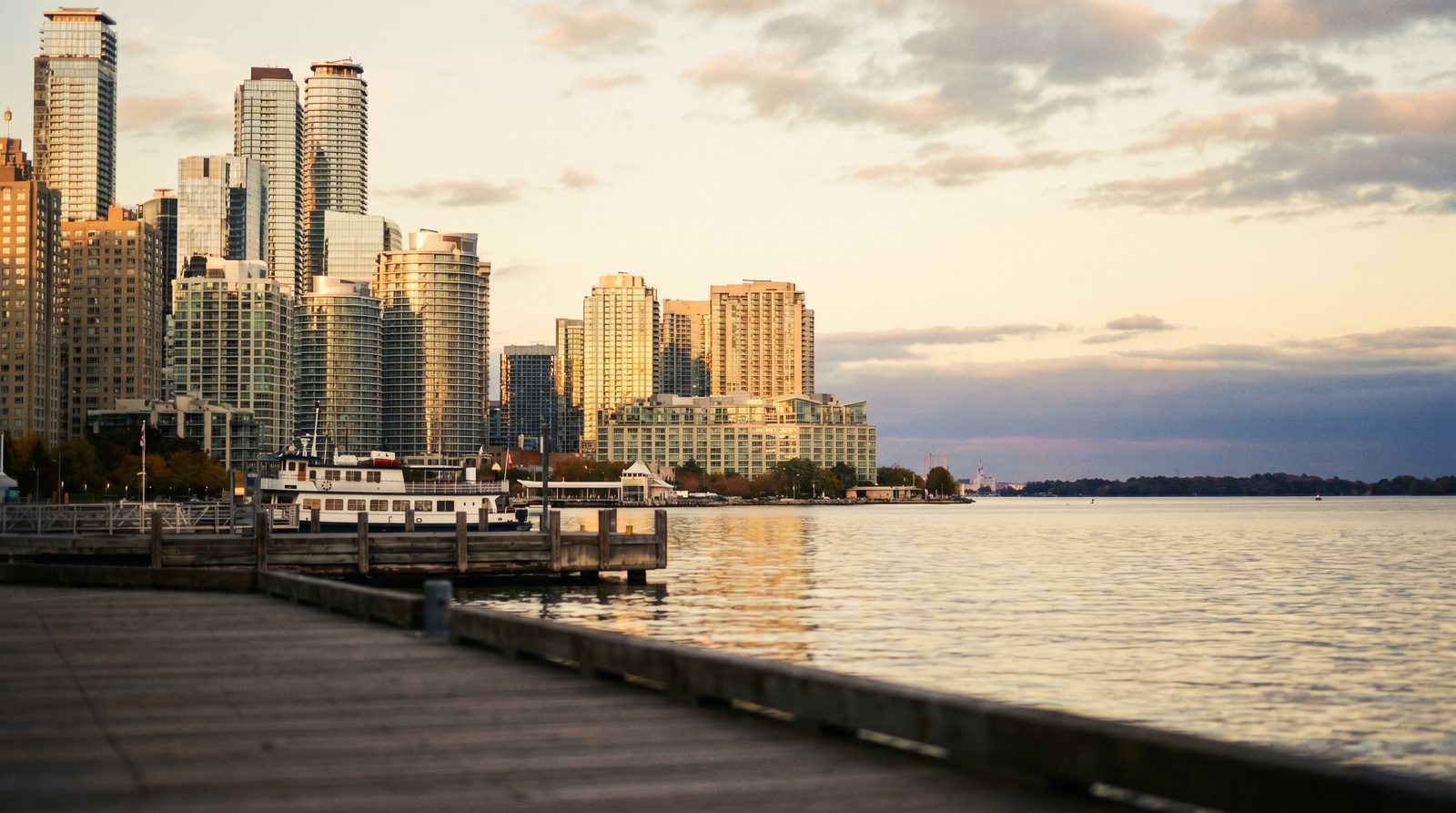 Is the GTA condo market actually good for buyers right now?